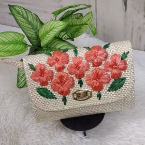 Chic Vintage Floral Straw Clutch 7.75" X 5"